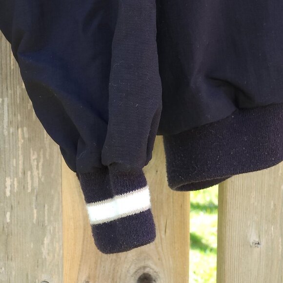 VINTAGE CN RAIL Employee Pullover Windbreaker Men's Size XL White and Black Knit - Picture 7 of 8